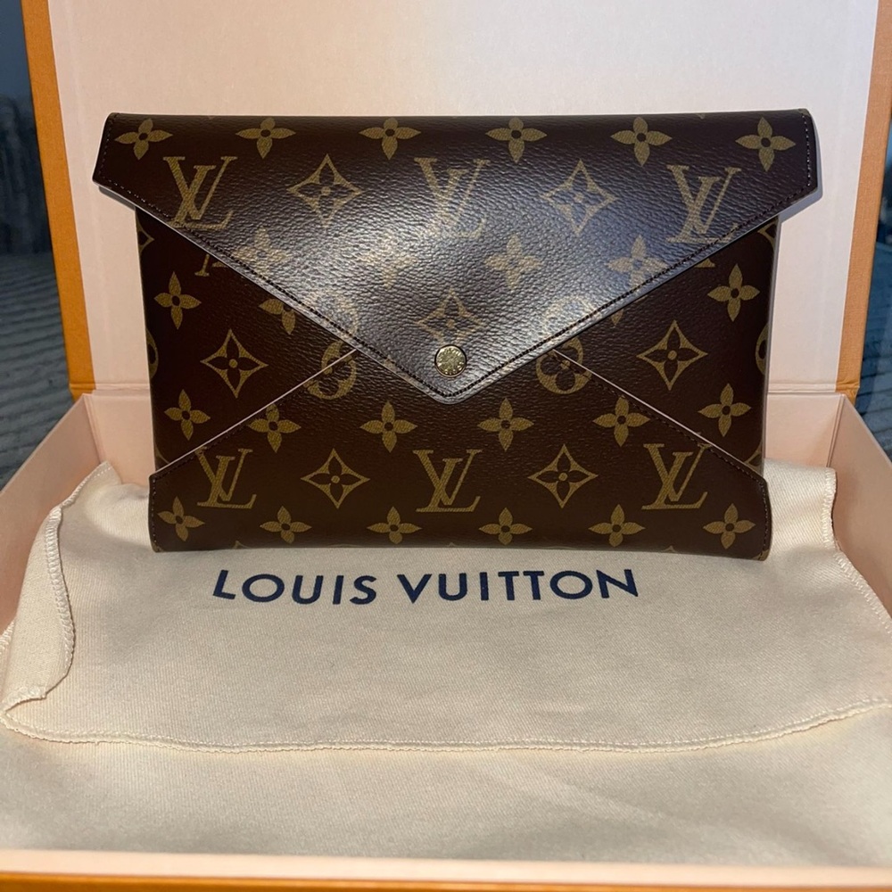 Louis Vuitton Brown Monogram Clutch